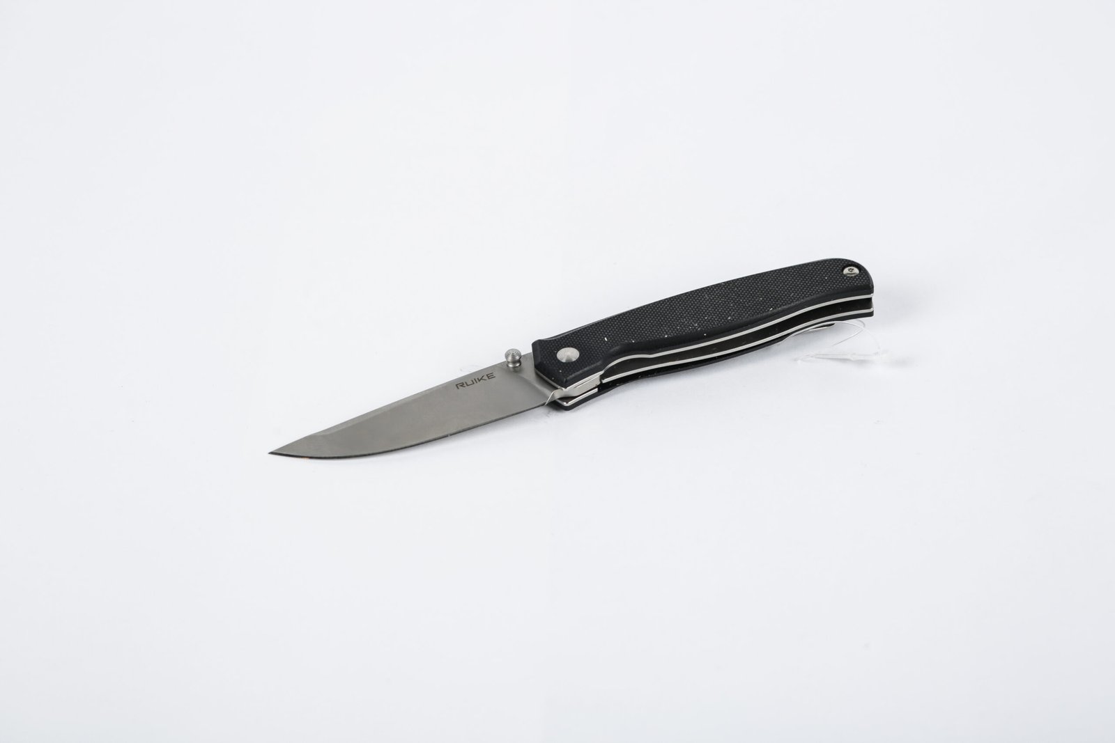 7X4A1182 Ruike P662-B Folding Knife – Black G10 - Image 1