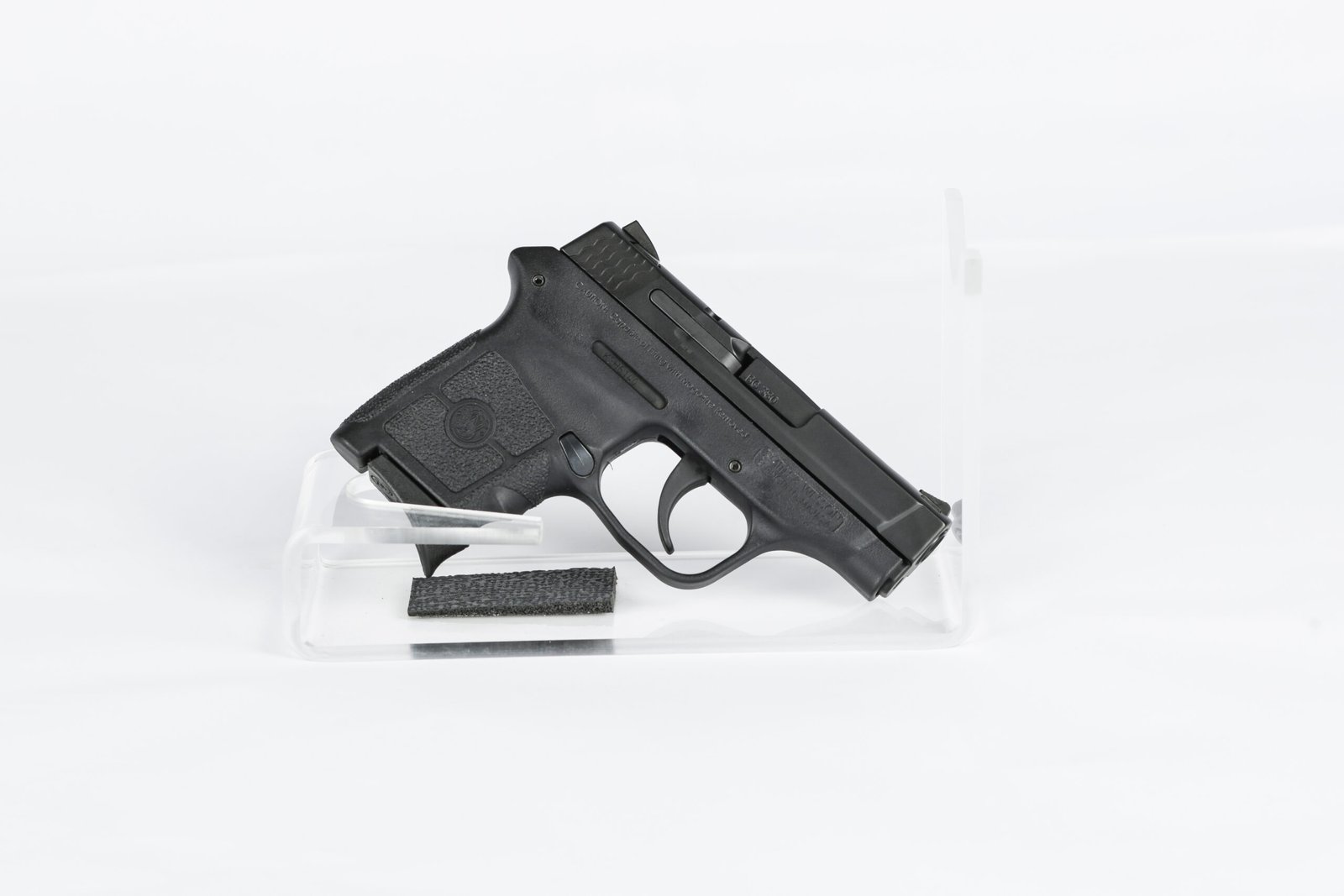 7X4A1413 Smith & Wesson Bodyguard .380 Pistol - Image 1